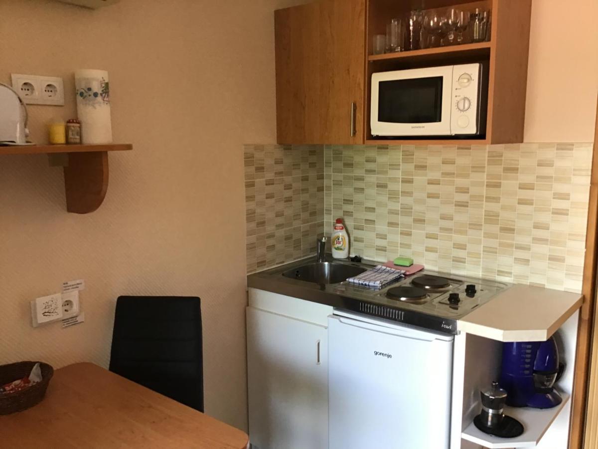 Dravecz Apartman Balatonlelle Eksteriør billede