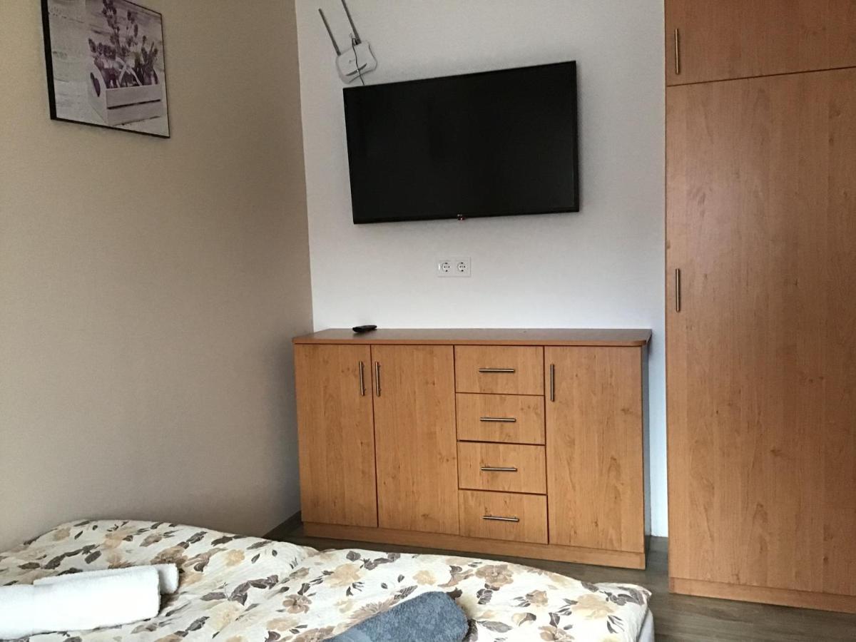 Dravecz Apartman Balatonlelle Eksteriør billede