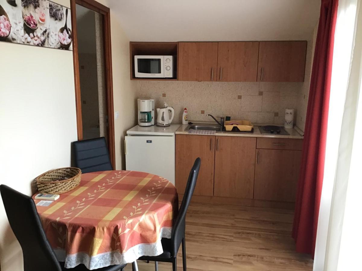 Dravecz Apartman Balatonlelle Eksteriør billede