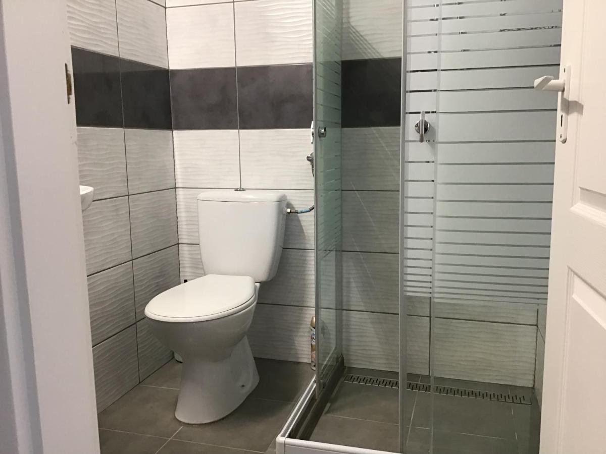 Dravecz Apartman Balatonlelle Eksteriør billede